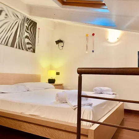 Ariel Apt Punta Gro' * Sirmione