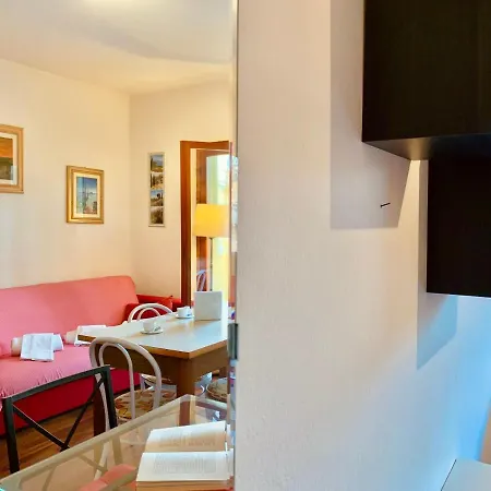 Ariel Apt Punta Gro' Apartment Sirmione